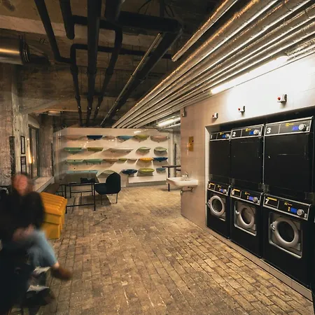 Hotel The Social Hub Extended 4*
