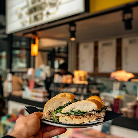 The Social Hub Extended