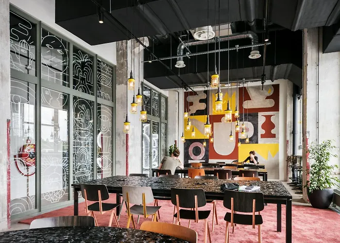 The Social Hub Extended Hotel